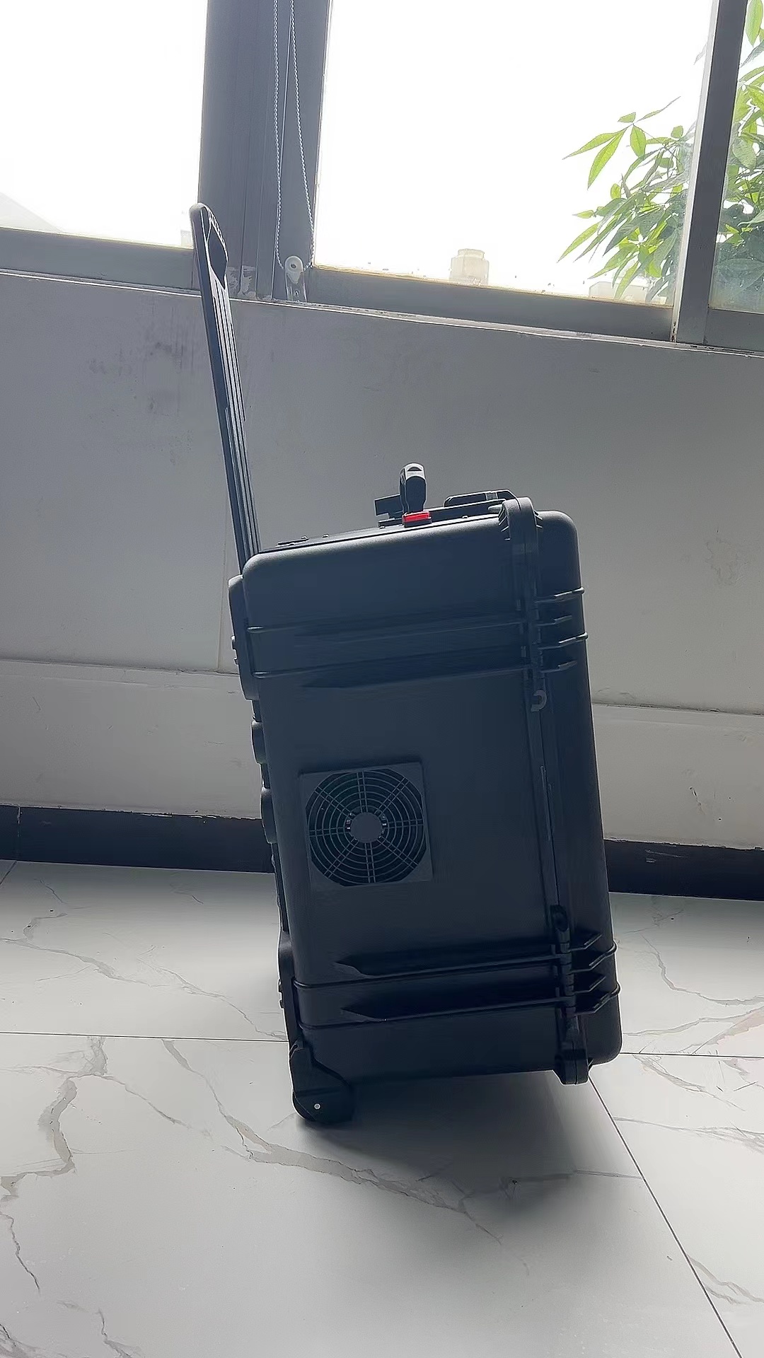 广德手拉箱型移动通信干扰器